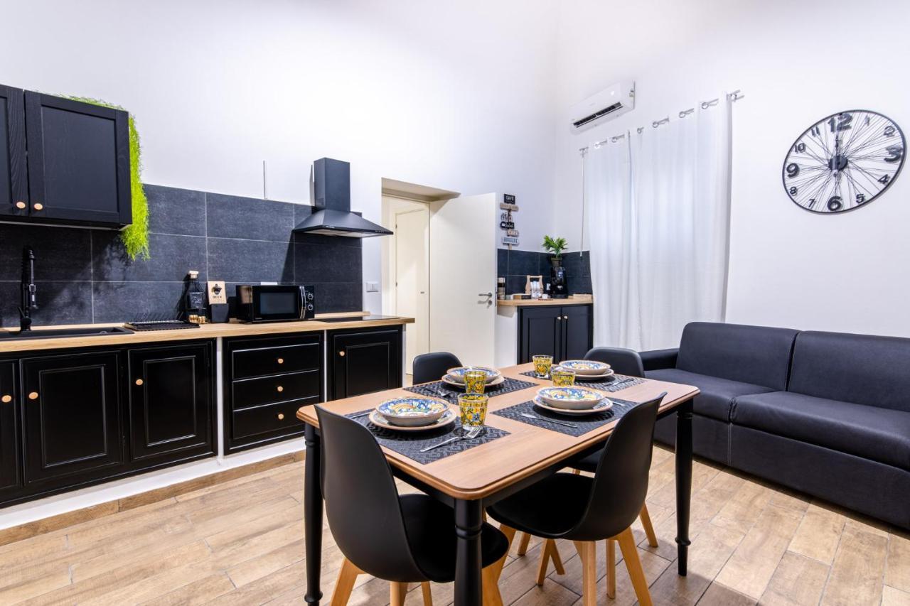 Principe Di Villafranca Suite ปาแลร์โม ภายนอก รูปภาพ